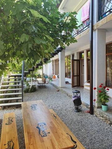 Фотографии Мини-отель Guest house Meka г. Гудаута (Абхазия) №2 Фото Мини-отель Guest house Meka г. Гудаута 2