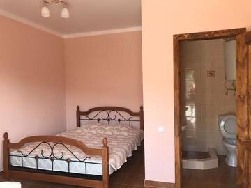 Фотографии Гостевой дом Ilona Guest House г. Гудаута (Абхазия) №1 Фото Гостевой дом Ilona Guest House г. Гудаута 1
