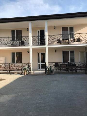 Фотографии Гостевой дом Guest House Palmovaia gavan г. Гудаута (Абхазия) №2 Фото Гостевой дом Guest House Palmovaia gavan г. Гудаута 2