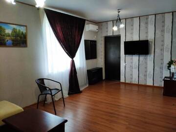 Фото номера Полулюкс Отель Гостиница Апсны г. Гудаута 2