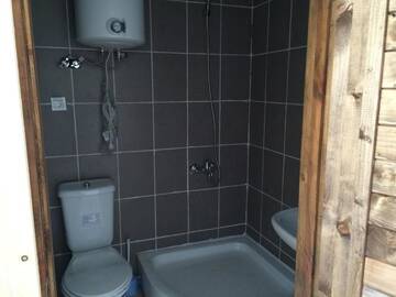 Фото номера Стандартный двухместный номер с 1 кроватью Мини-отель Gudauta Kottedzhny Kompleks г. Гудаута 11