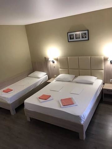 Фото номера Трехместный номер «Комфорт» Мини-отель Guest house Meka г. Гудаута 2
