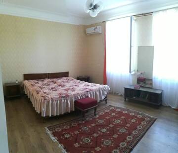 Фото номера Стандартный трехместный номер Проживание в семье Комнаты в частном доме г. Гудаута 31